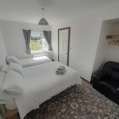 The Shamrock Inis Oírr